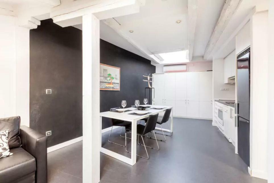 Cute Apartment In The Heart Of Мадрид Екстериор снимка