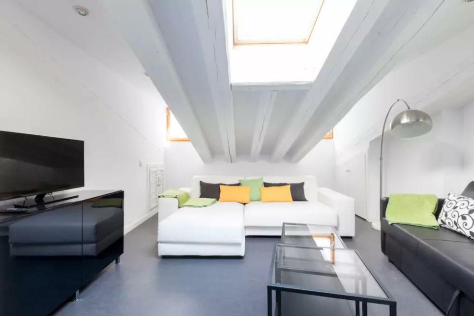 Cute Apartment In The Heart Of Мадрид Екстериор снимка